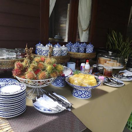 Baan Sithepaban Guesthouse Phitsanulok Luaran gambar