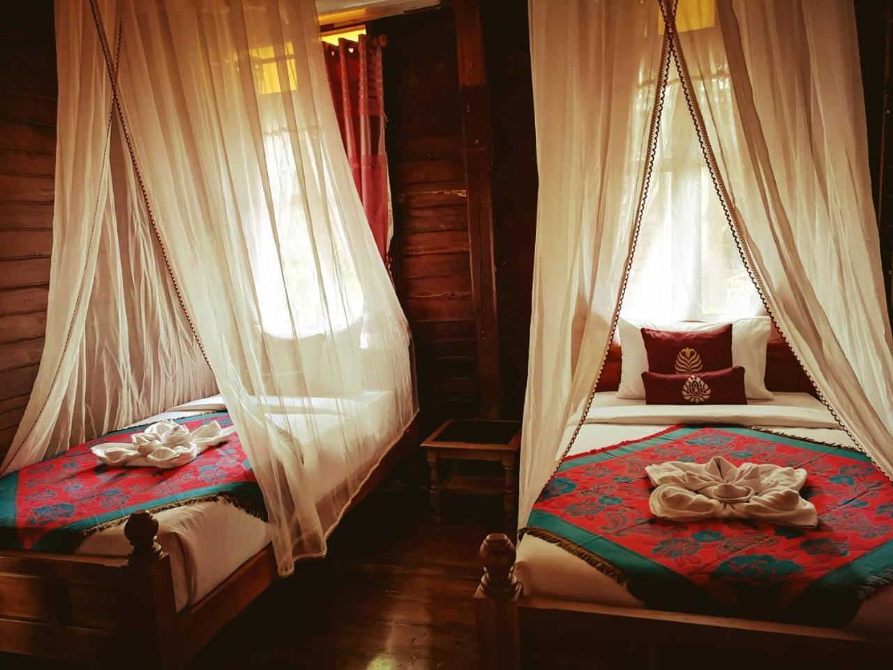 Baan Sithepaban Guesthouse Phitsanulok Luaran gambar
