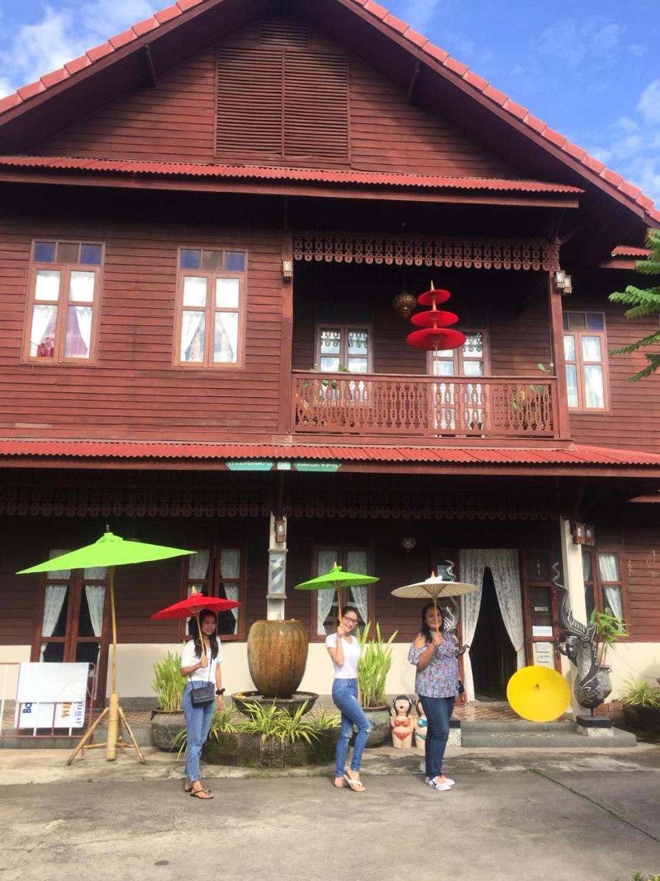 Baan Sithepaban Guesthouse Phitsanulok Luaran gambar