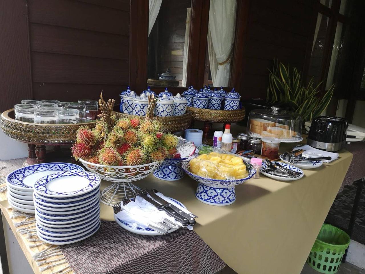Baan Sithepaban Guesthouse Phitsanulok Luaran gambar