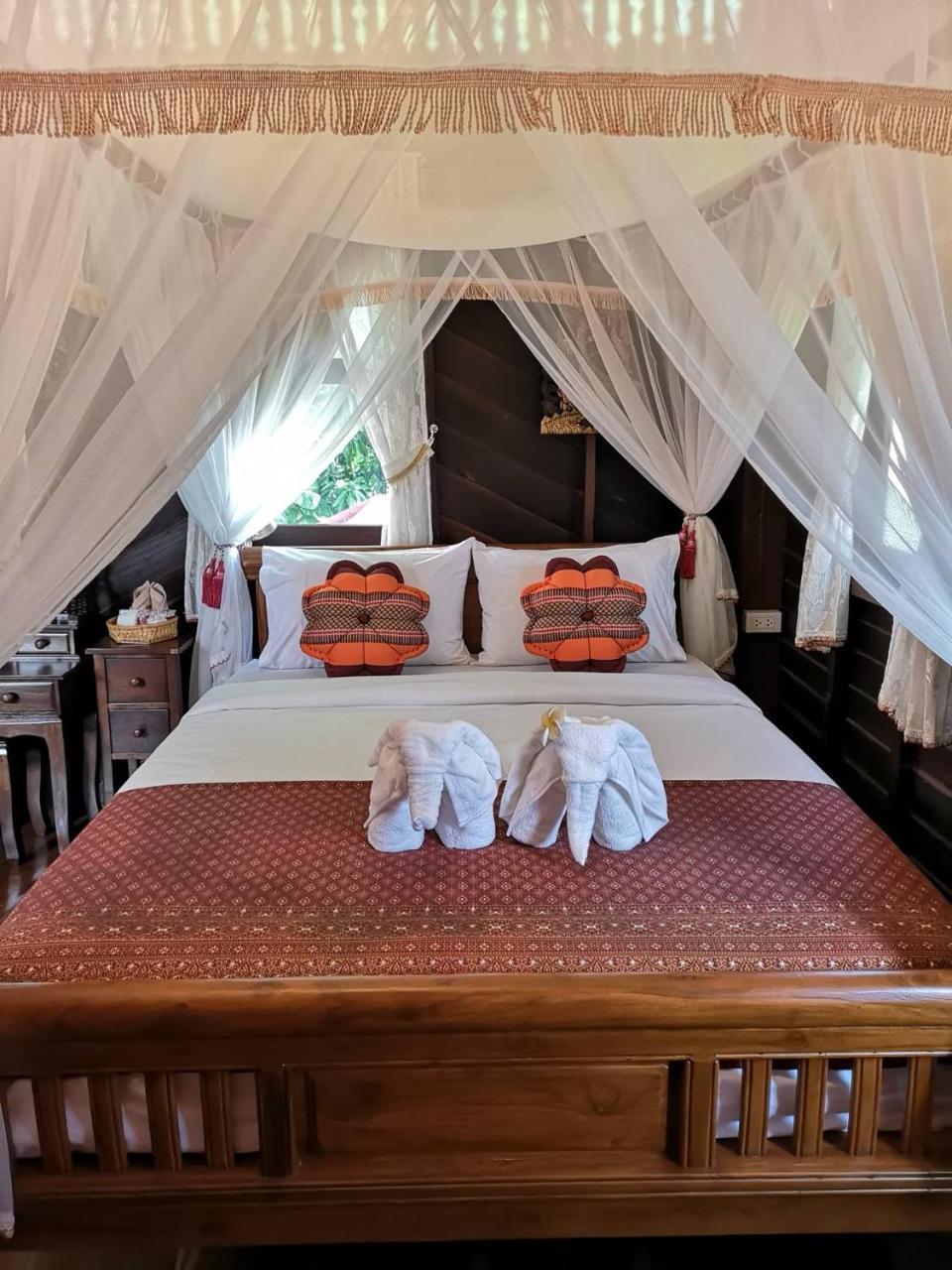 Baan Sithepaban Guesthouse Phitsanulok Luaran gambar