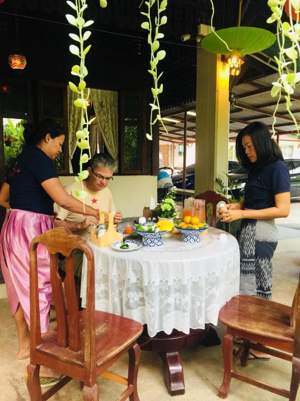Baan Sithepaban Guesthouse Phitsanulok Luaran gambar